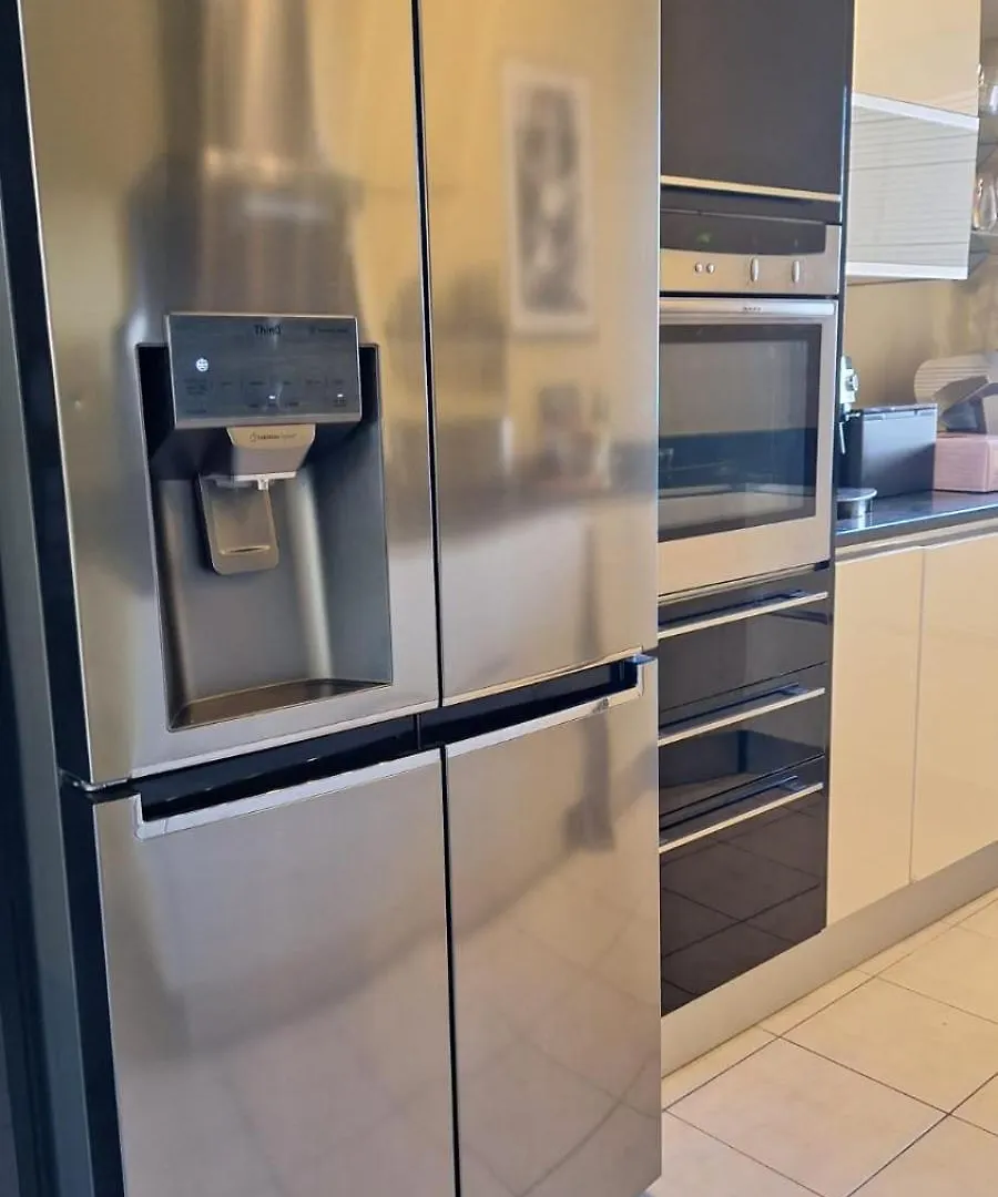 Spacieux Et Lumineux 2 Chambres Terrasse 勒卡内